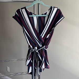 Express short sleeve blouse
